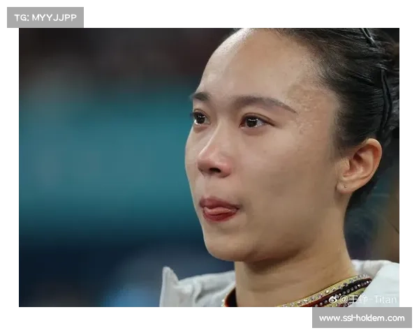 蹦床女子个人朱雪莹57.24分摘银，与金牌失之交臂