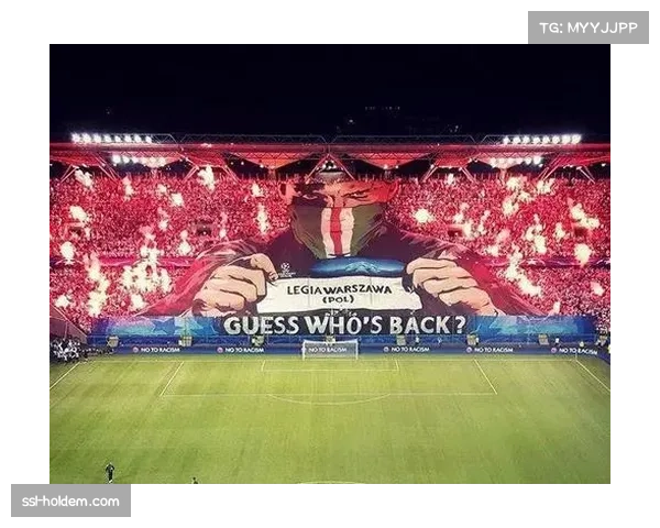 马竞主场对阵瓦伦西亚，看台出现巨型TIFO致敬即将离队的传奇队长科克